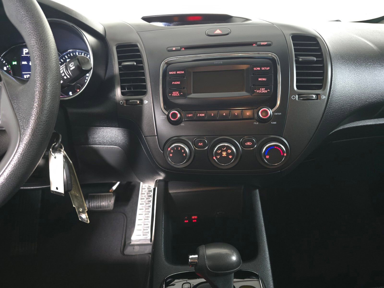 Used 2017 Kia Forte LX image 24