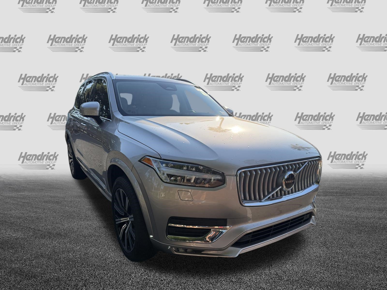 Used 2024 Volvo XC90 B5 Core w/ Climate Package AWD/4WD image 2