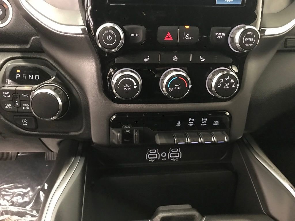 New 2026 RAM 1500 4x4 Crew Cab image 24