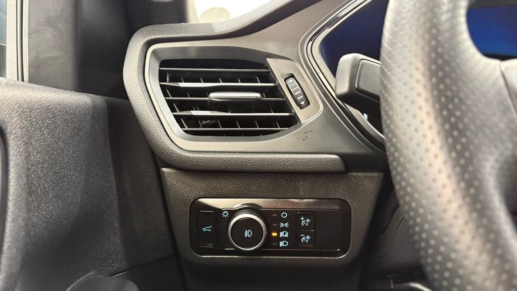 Used 2025 Ford Escape ST-Line Select AWD/4WD image 35