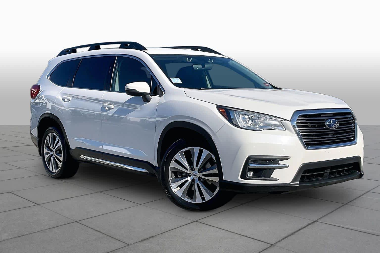 Used 2019 Subaru Ascent Limited w/ Popular Package #2 AWD/4WD image 3