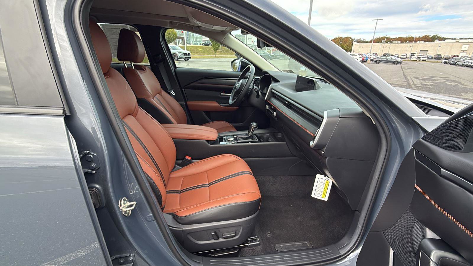 Certified 2024 MAZDA CX-50 Meridian Edition w/ Apex Package image 18