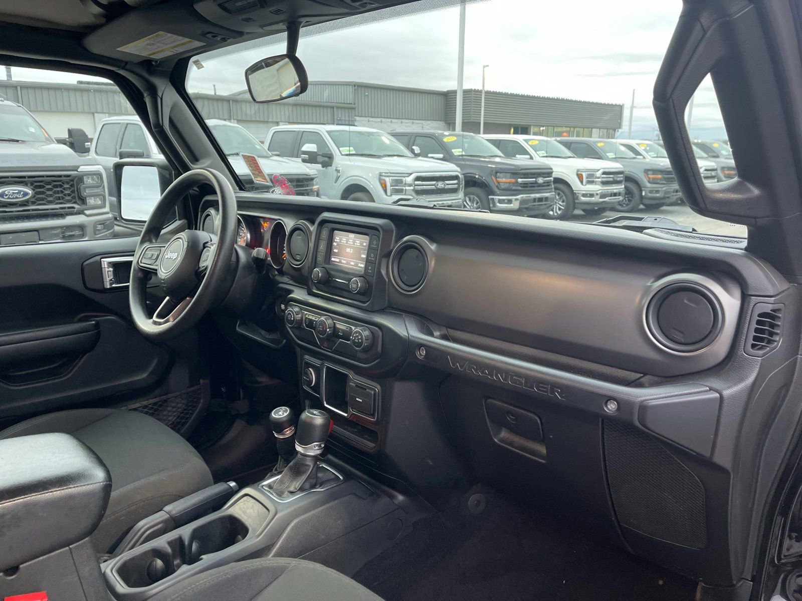 Used 2021 Jeep Wrangler Sport image 18