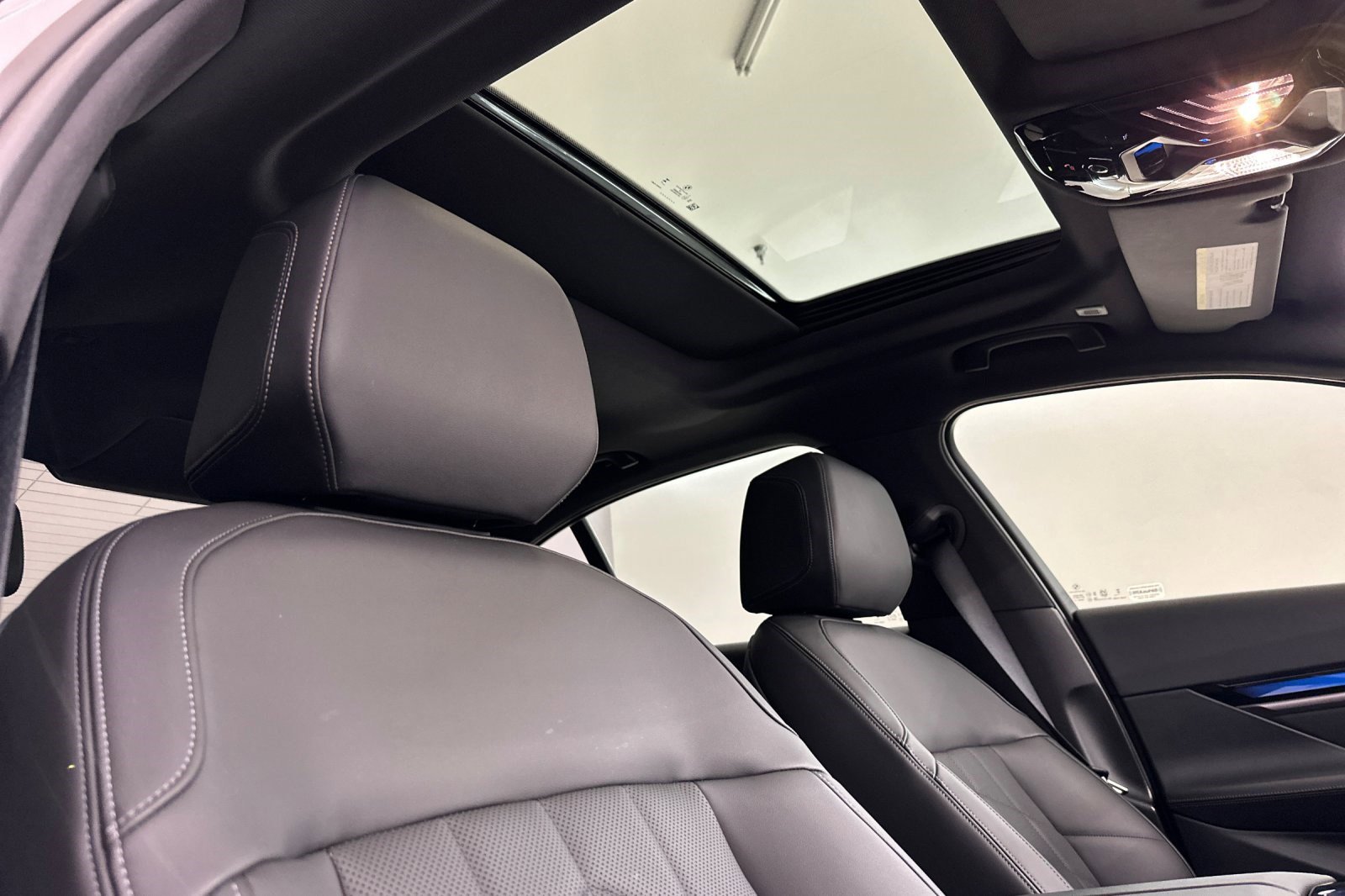 Certified 2024 BMW i5 M60 w/ Premium Package AWD/4WD image 15