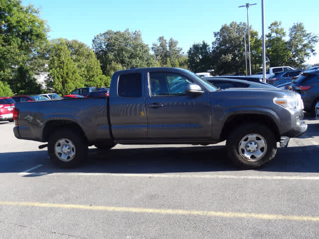 Used 2021 Toyota Tacoma SR w/ SR Convenience Package RWD image 4