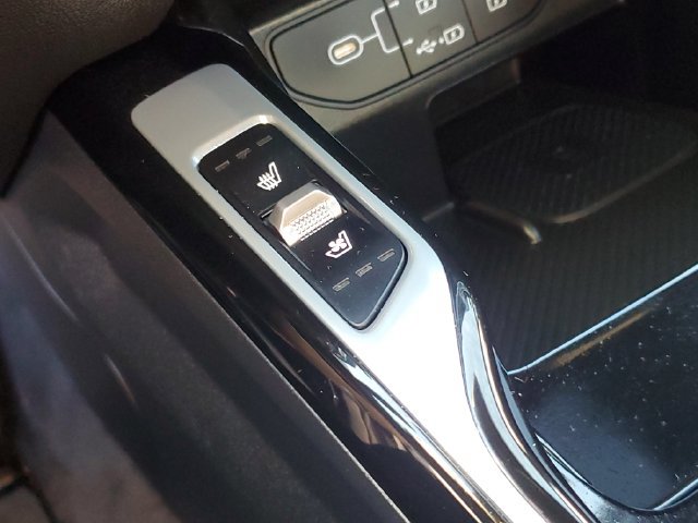 Used 2024 Kia Sorento SX Prestige AWD/4WD image 24