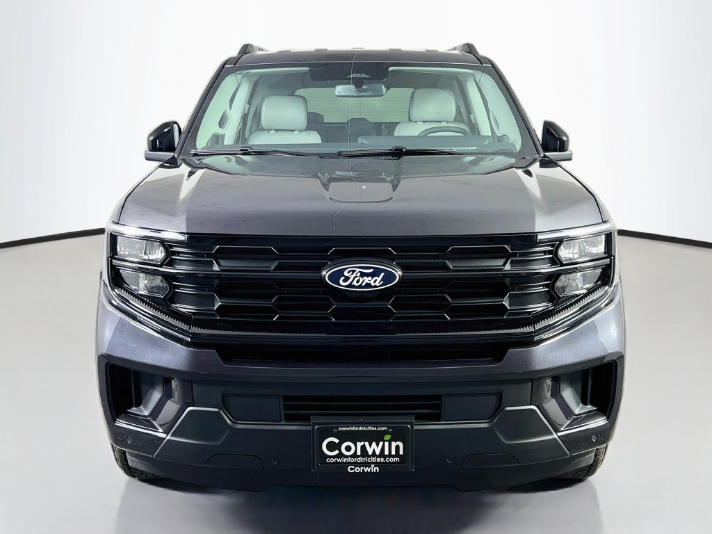 New 2027 Ford Expedition Active AWD/4WD image 3