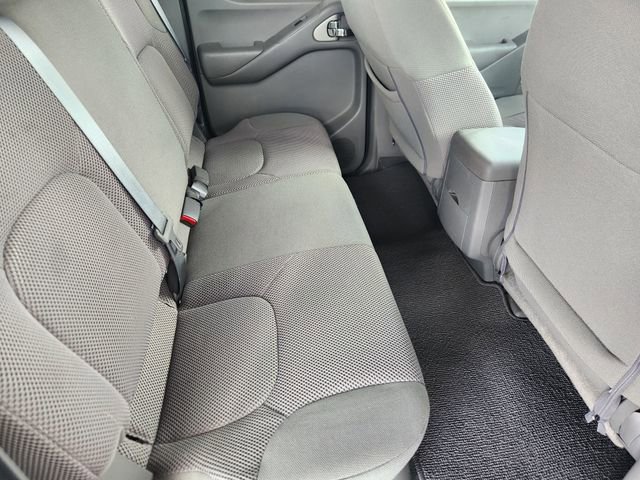 Used 2020 Nissan Frontier SV w/ Midnight Edition Floor Mats RWD image 30