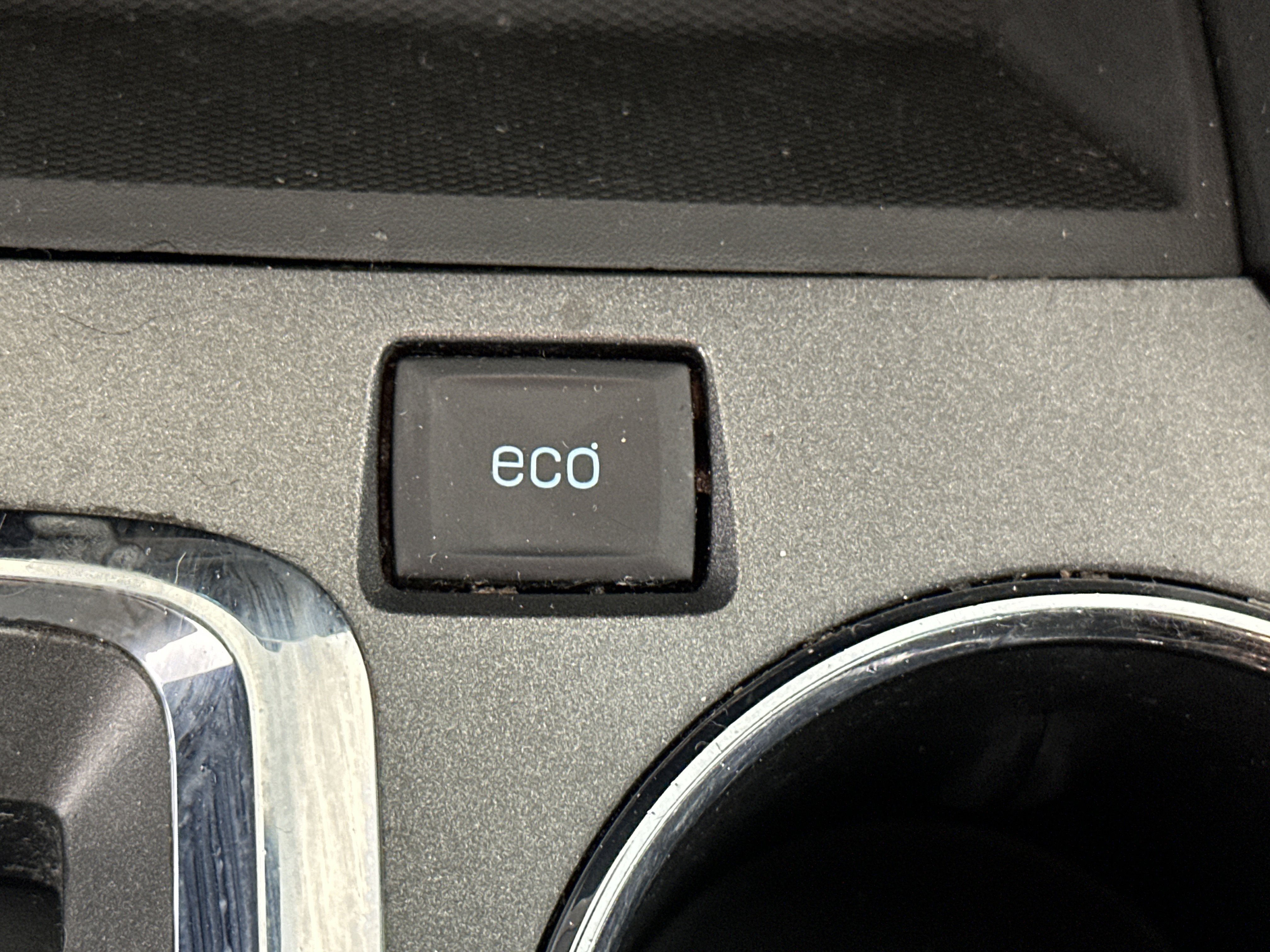 Used 2015 Chevrolet Equinox LT w/ Driver Convenience Package image 21