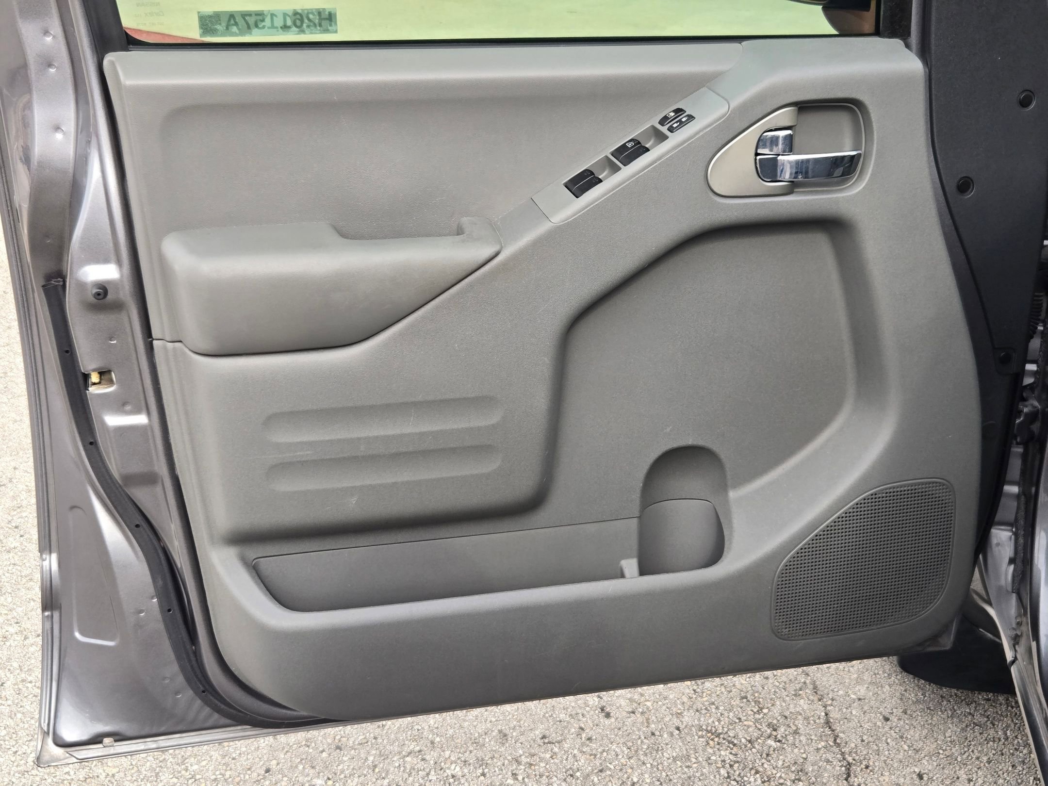 Used 2017 Nissan Frontier SV w/ SV Value Truck Package RWD image 10