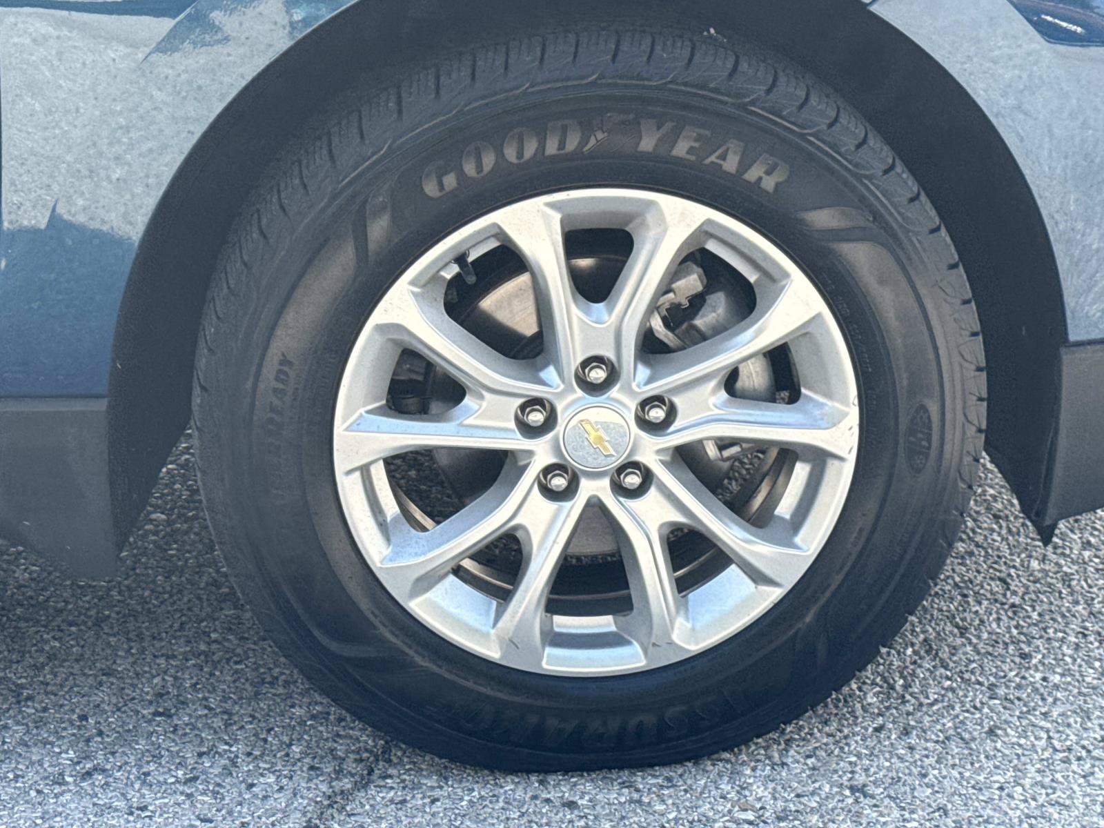 Used 2021 Chevrolet Equinox LT AWD/4WD image 24