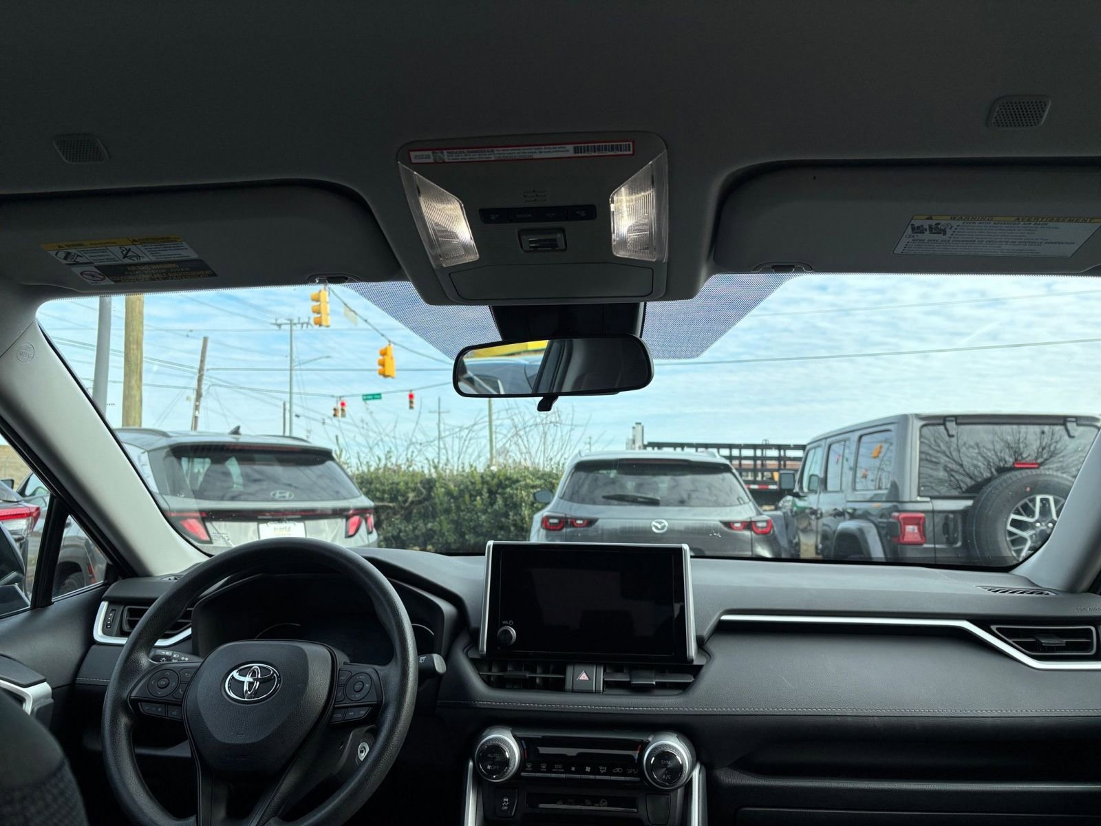 Used 2025 Toyota RAV4 LE image 34