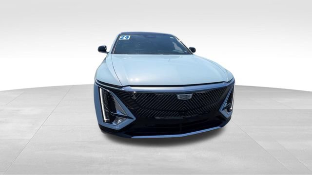 Used 2024 Cadillac Lyriq Luxury w/ LPO, Floor Liner Package AWD/4WD image 9