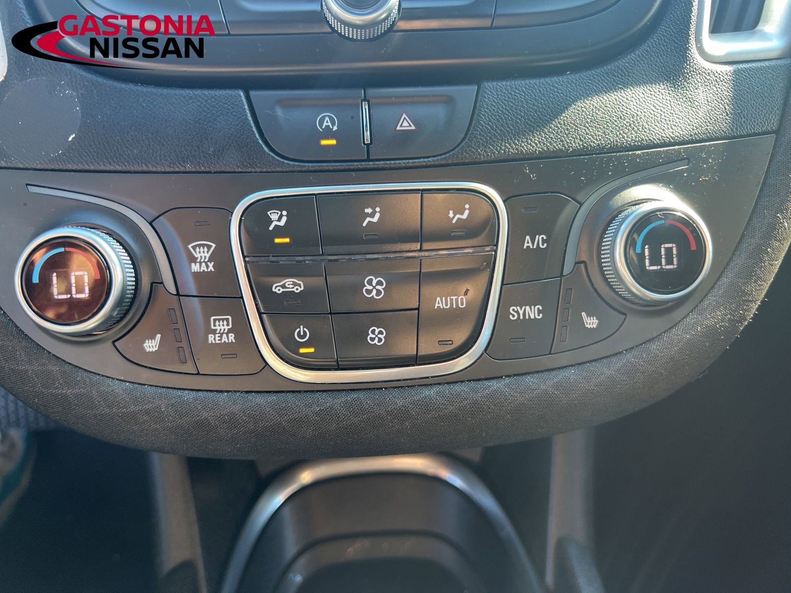 Used 2024 Chevrolet Malibu LT image 25