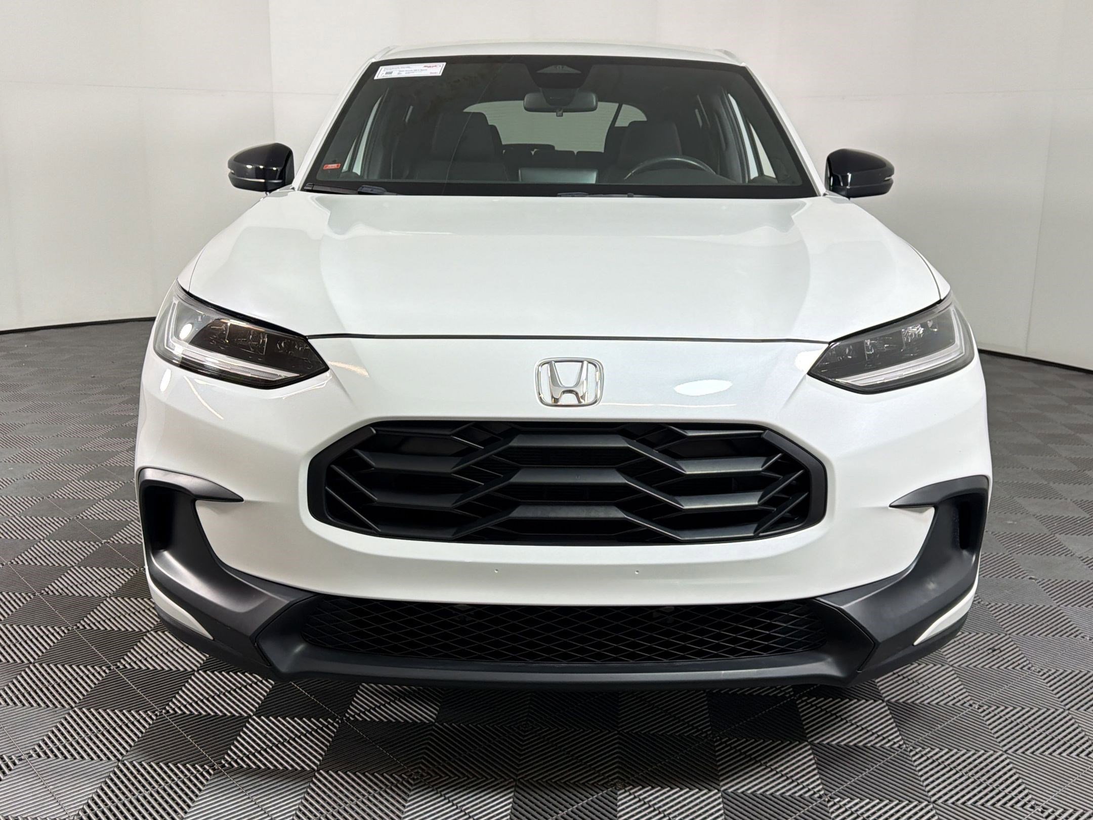 Used 2023 Honda HR-V Sport image 6