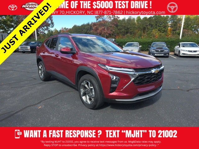 Used 2024 Chevrolet Trax LT