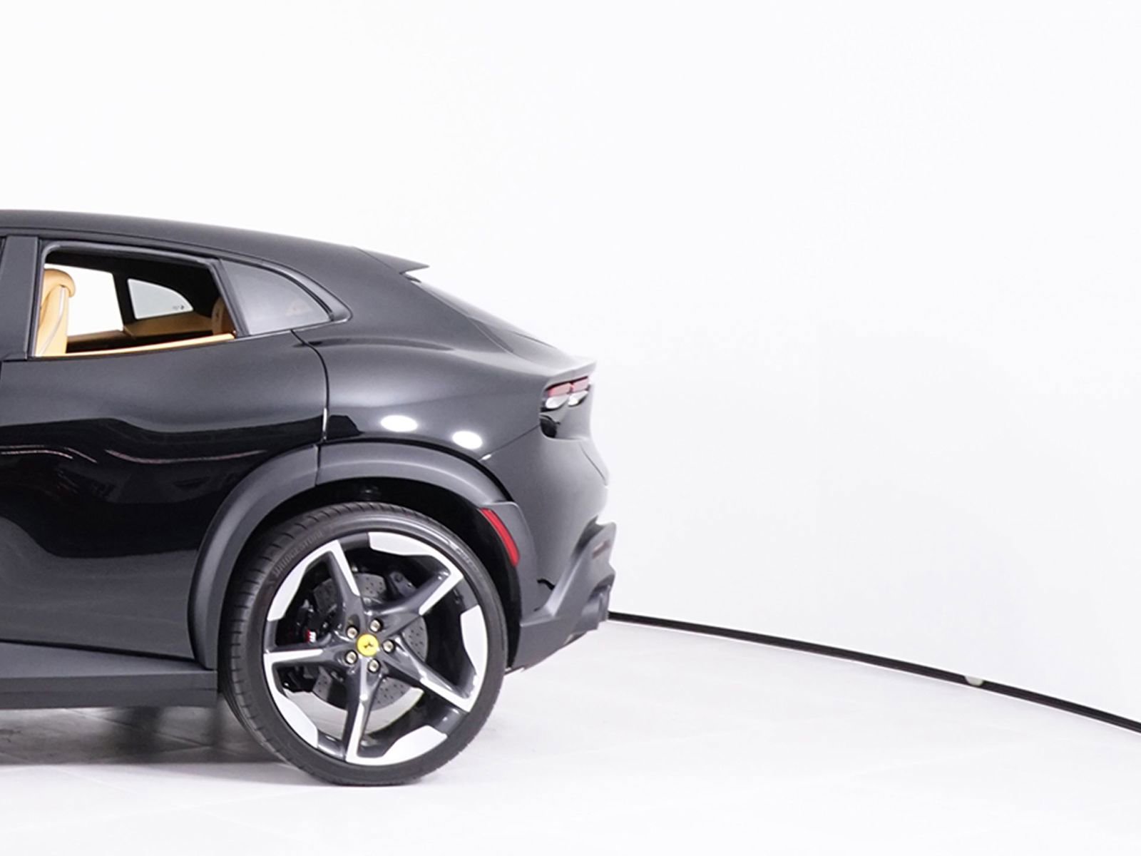 Used 2024 Ferrari Purosangue image 13