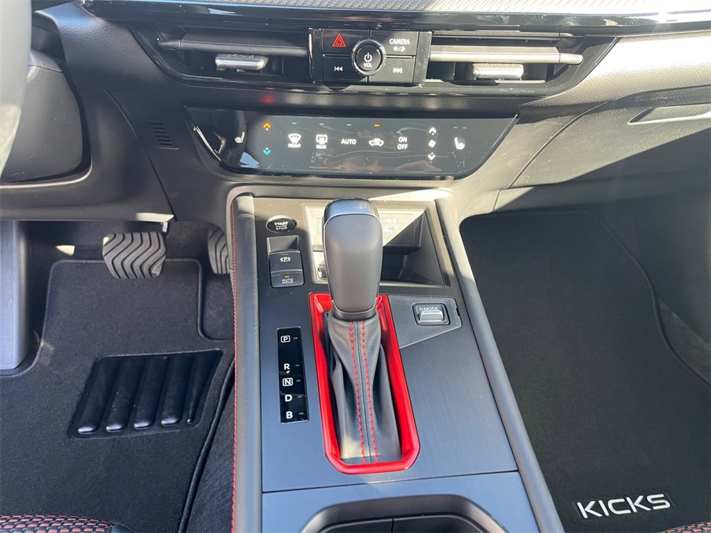 New 2026 Nissan Kicks SR image 15