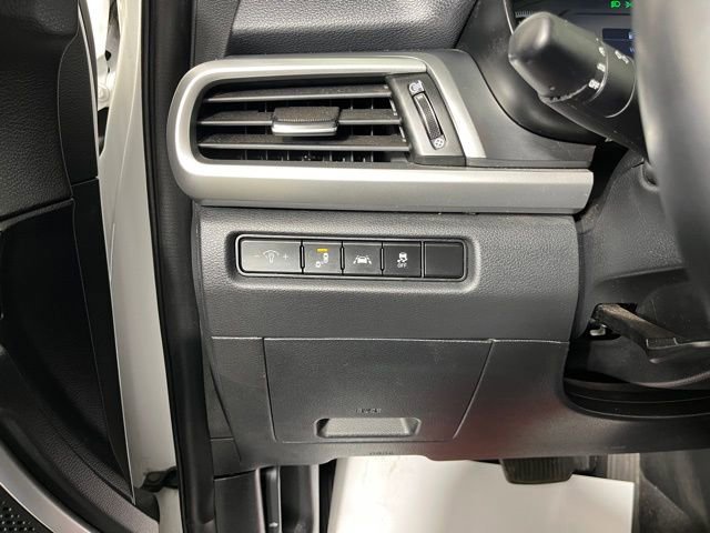 Used 2020 Kia Telluride LX AWD/4WD image 18