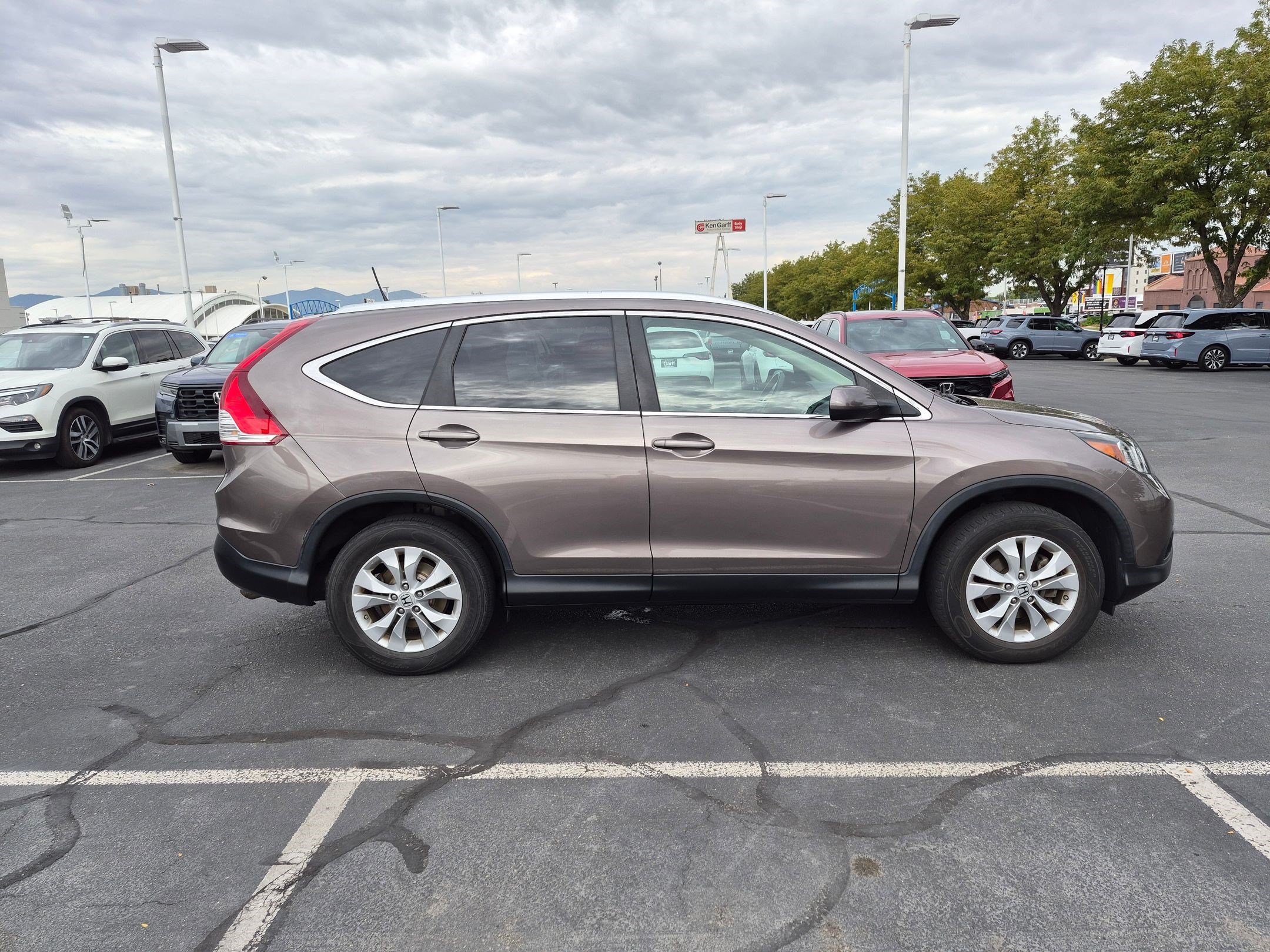 Used 2013 Honda CR-V EX-L image 2