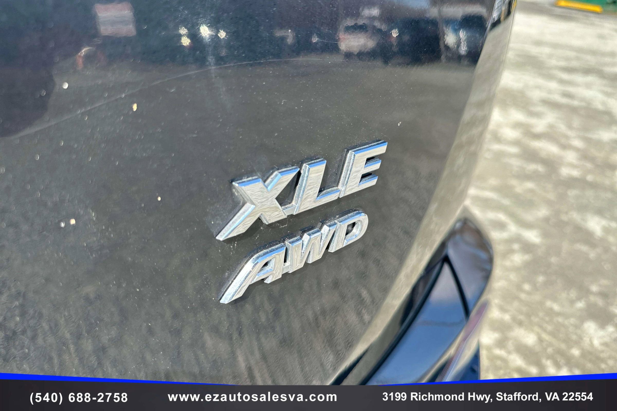 Used 2018 Toyota RAV4 XLE image 13