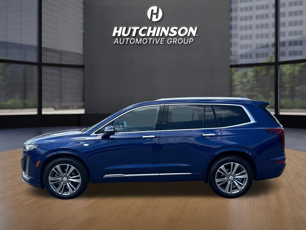 Certified 2025 Cadillac XT6 Premium Luxury FWD image 4
