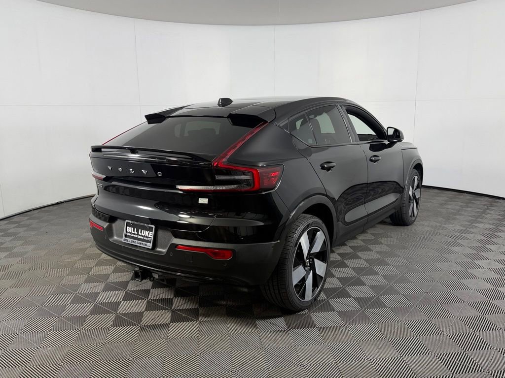 Used 2023 Volvo C40 P8 Recharge Ultimate image 7