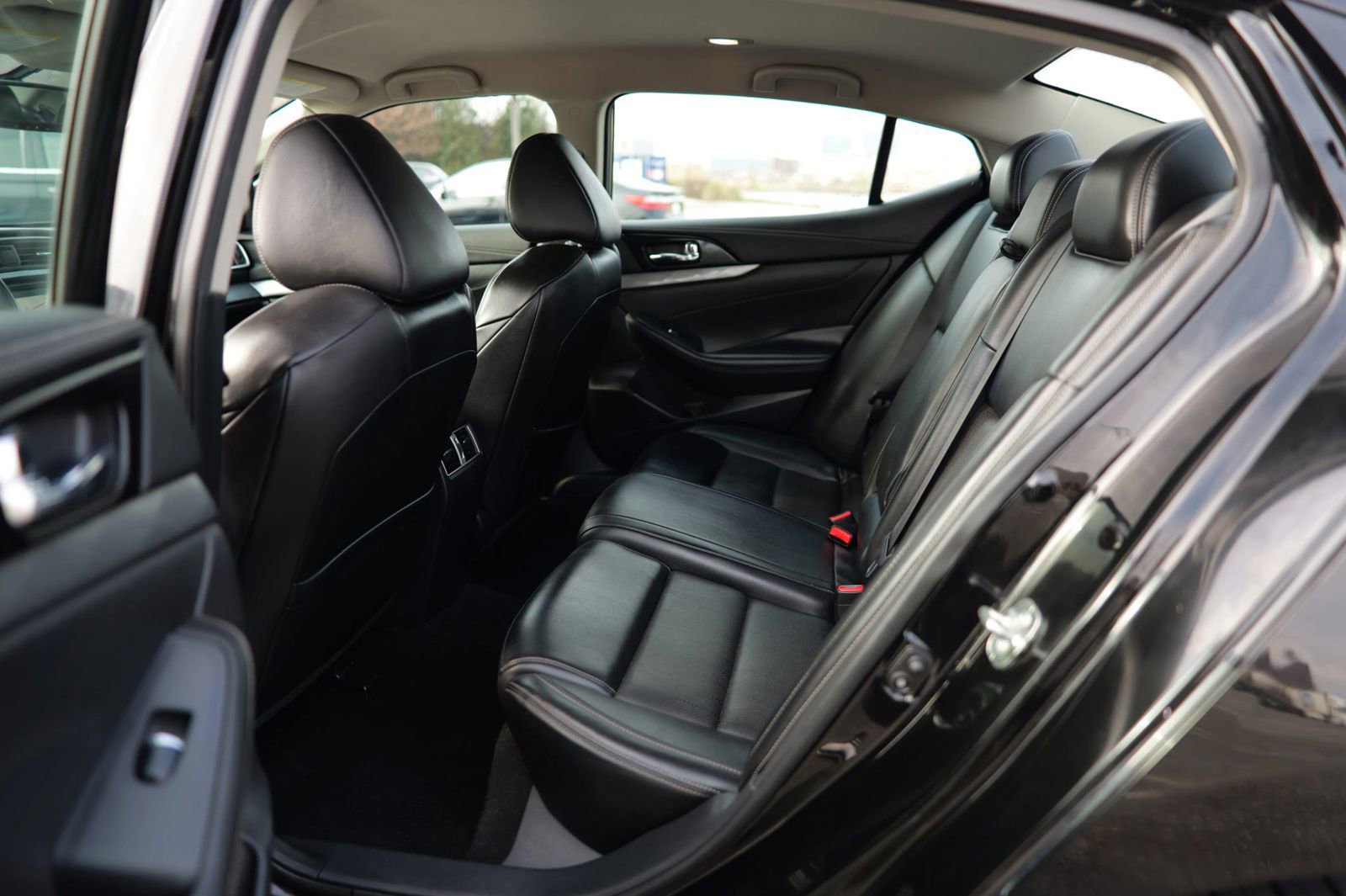Used 2018 Nissan Maxima 3.5 SV image 26