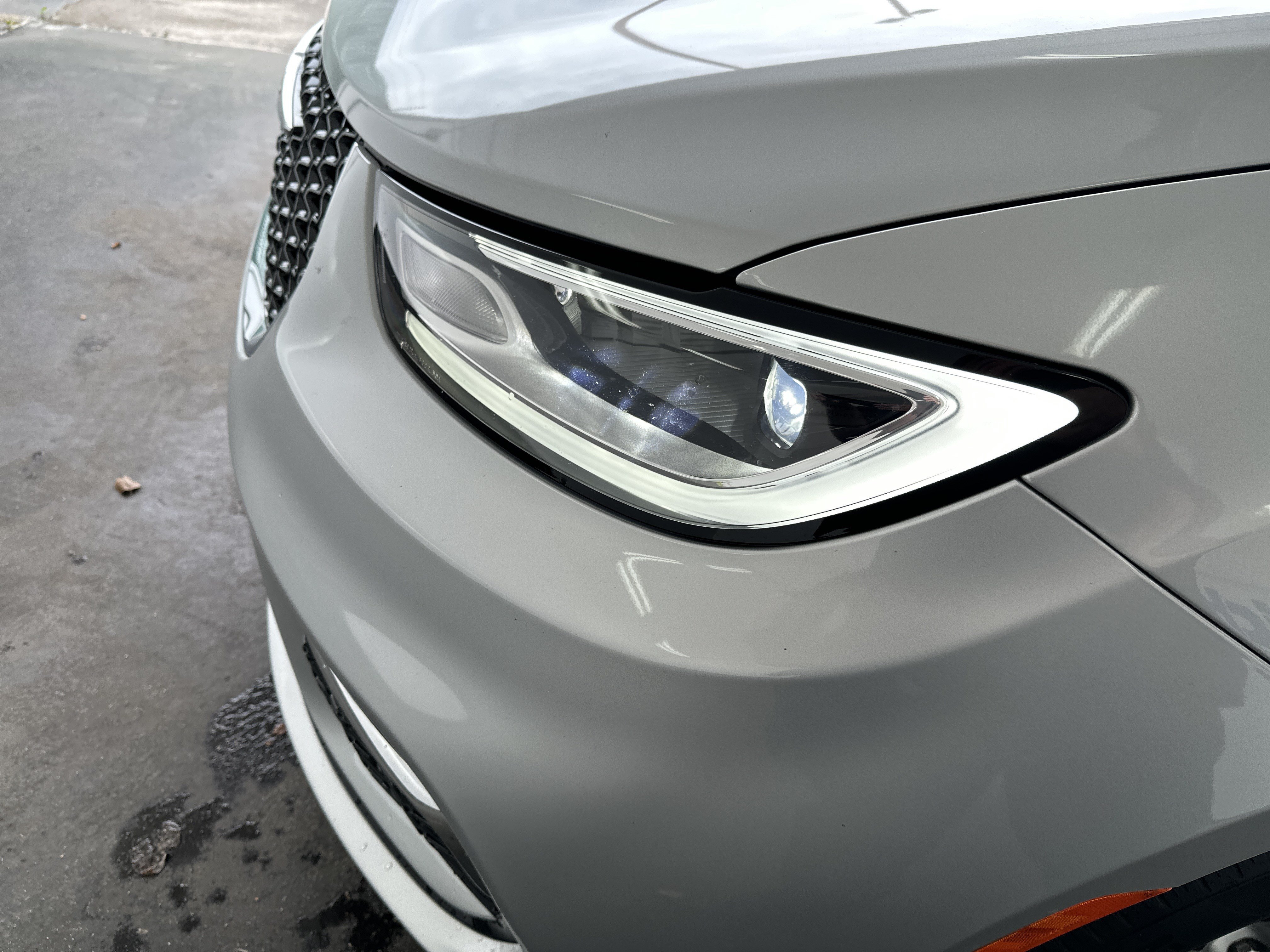 Used 2026 Chrysler Pacifica Limited FWD image 5