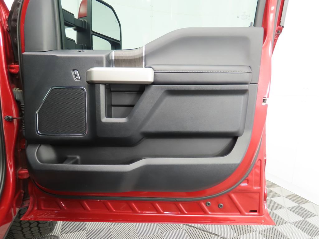 Used 2020 Ford F350 Lariat w/ Lariat Ultimate Package image 24