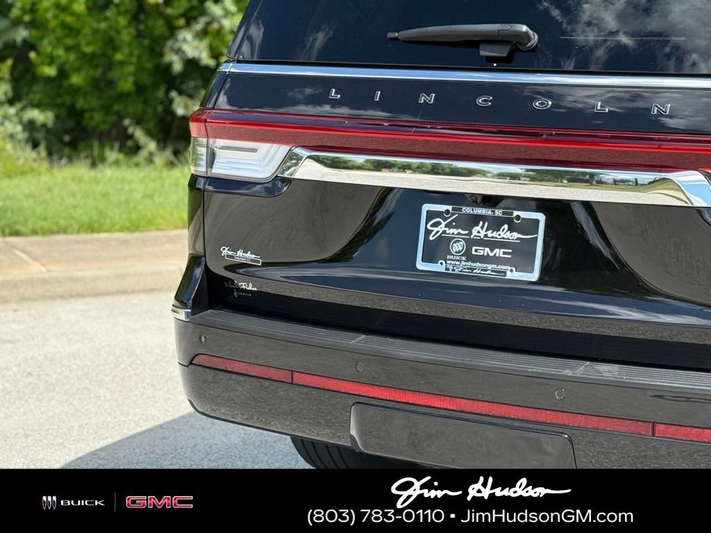 Used 2022 Lincoln Navigator Black Label AWD/4WD image 16