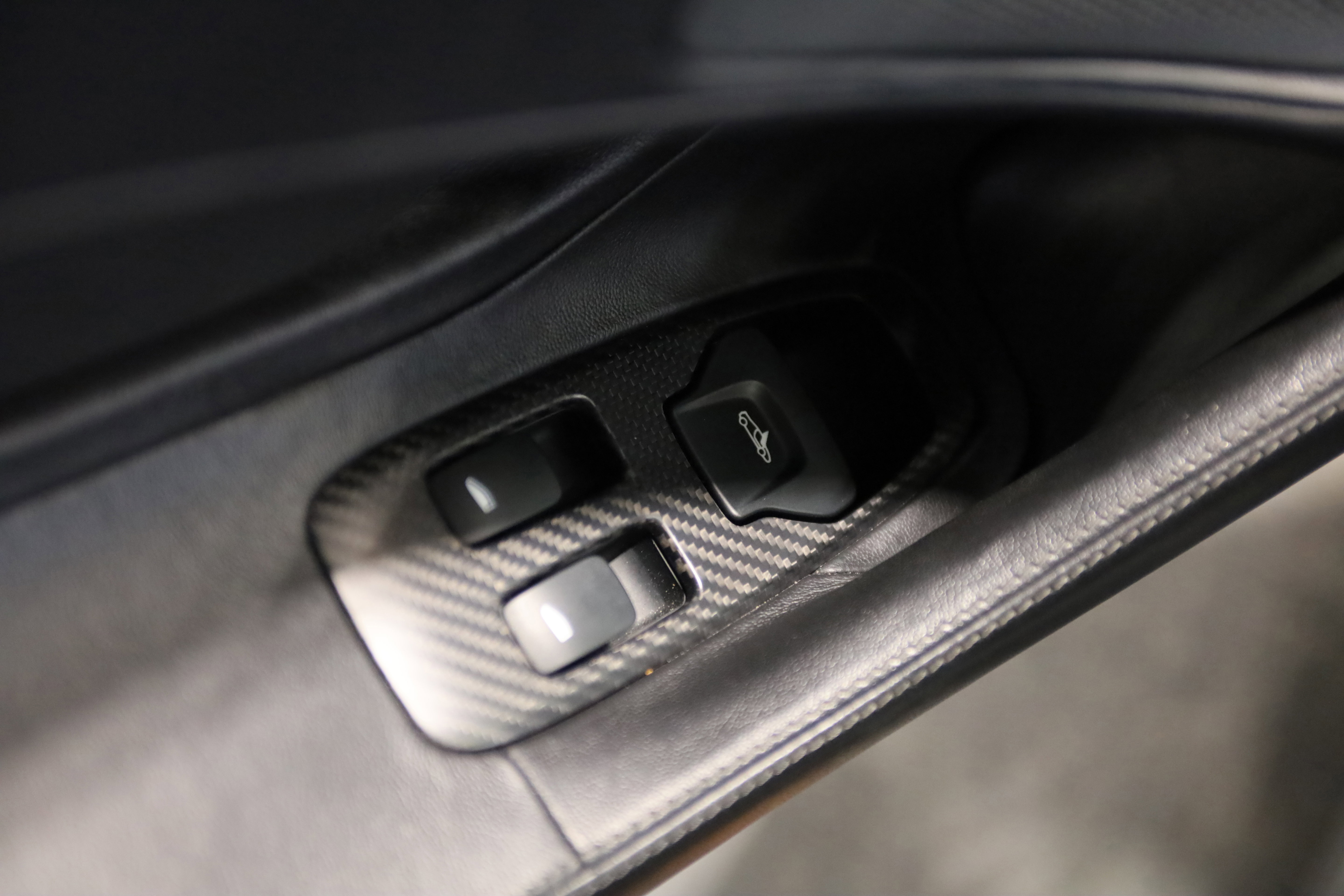 Used 2018 McLaren 570S Coupe image 15