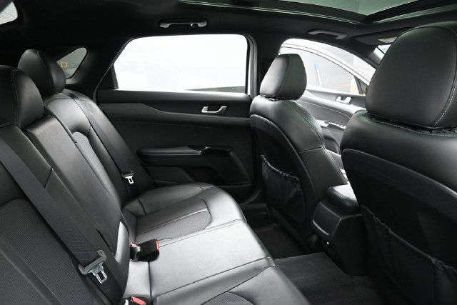 Used 2021 Kia K5 GT-Line AWD/4WD image 28