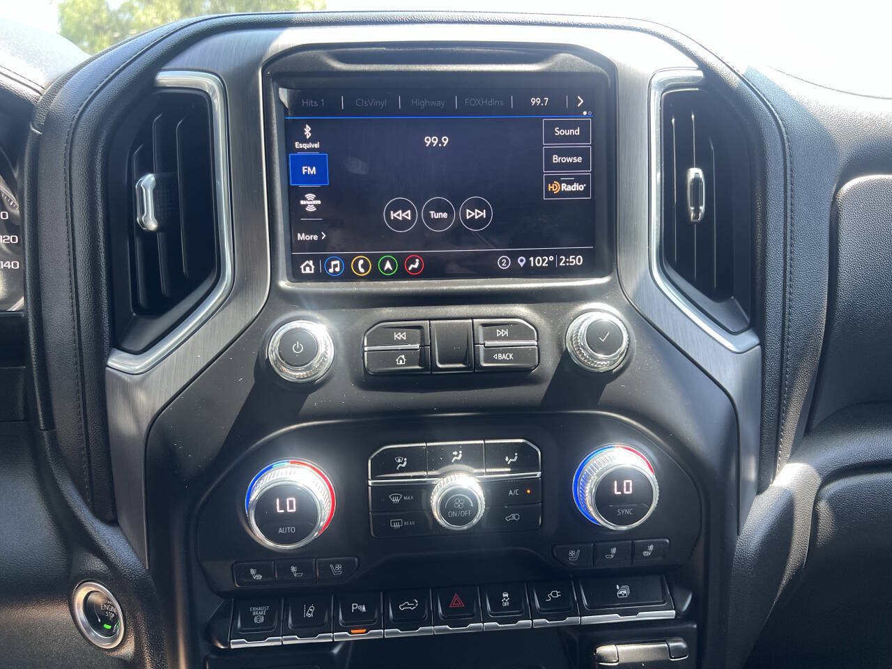 Used 2020 GMC Sierra 3500 Denali w/ Denali Ultimate Package AWD/4WD image 5