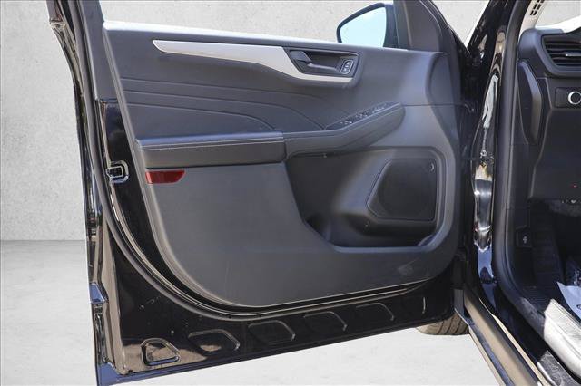 Used 2022 Ford Escape S FWD image 11