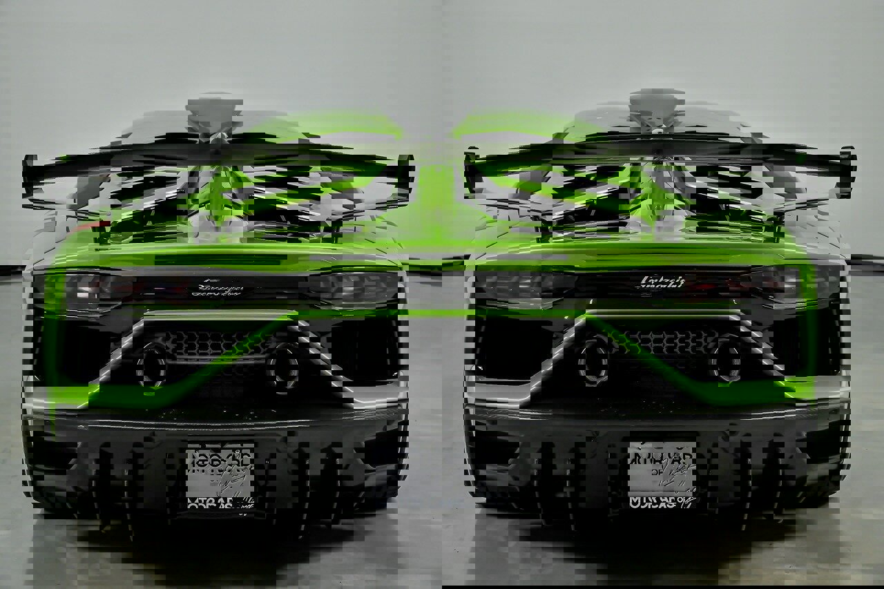 Used 2019 Lamborghini Aventador SVJ image 12