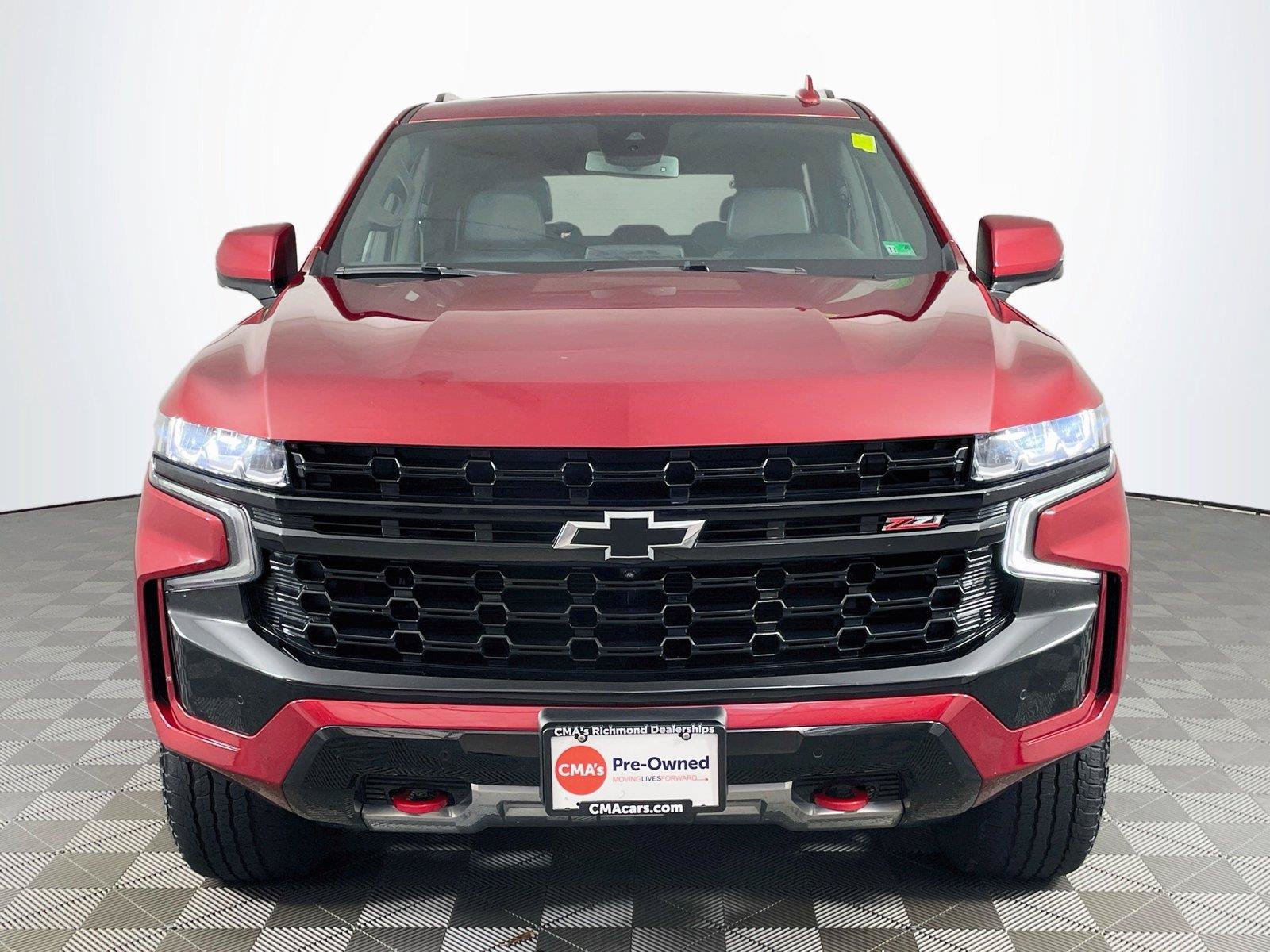 Used 2024 Chevrolet Tahoe Z71 w/ Luxury Package AWD/4WD image 2