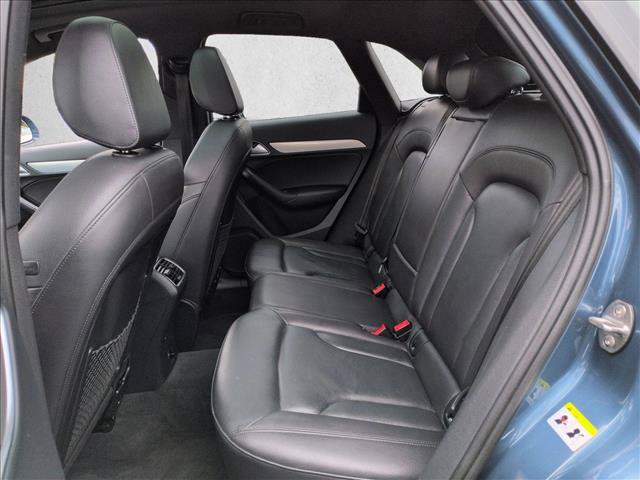 Used 2018 Audi Q3 2.0T Premium Plus w/ Premium Plus Package AWD/4WD image 21