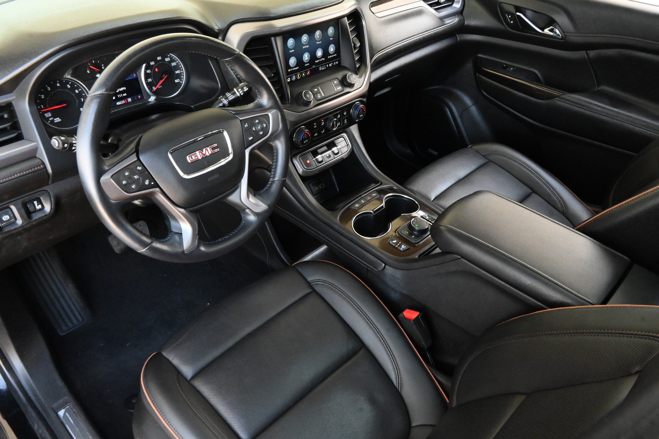 Used 2022 GMC Acadia AT4 w/ Preferred Package AWD/4WD image 14