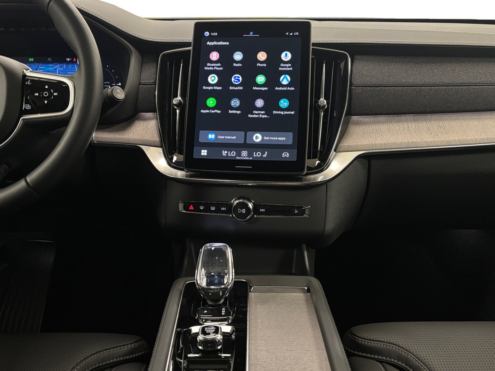New 2026 Volvo XC90 T8 Ultra w/ Protection Package AWD/4WD image 16