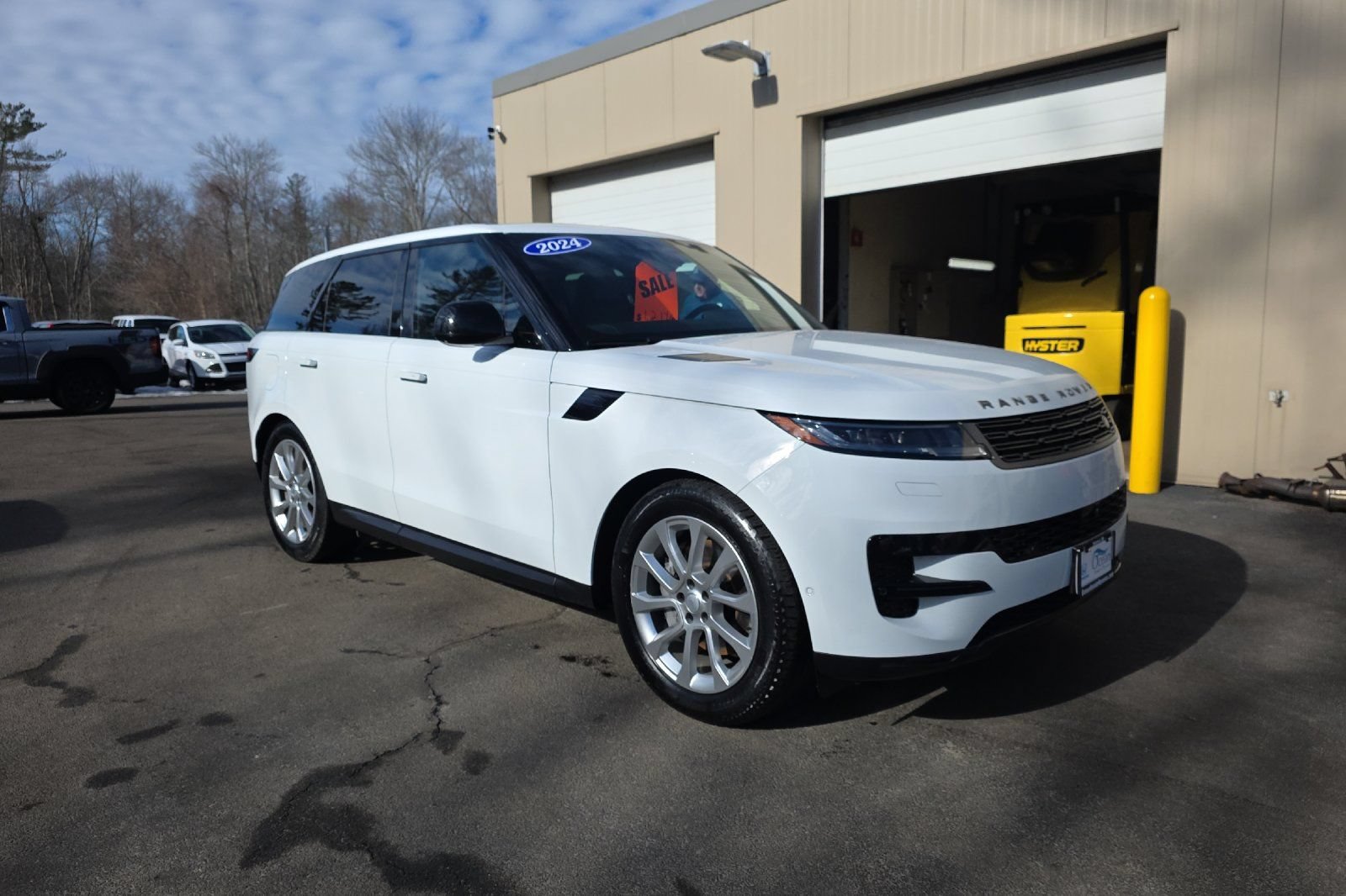 Used 2024 Land Rover Range Rover Sport SE