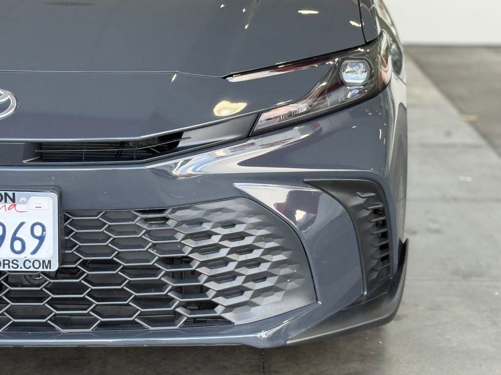 Certified 2025 Toyota Camry SE image 6