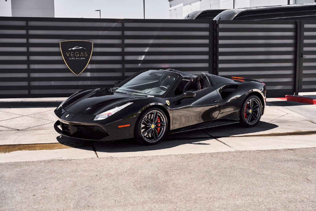 Used 2018 Ferrari 488 Spider RWD image 5