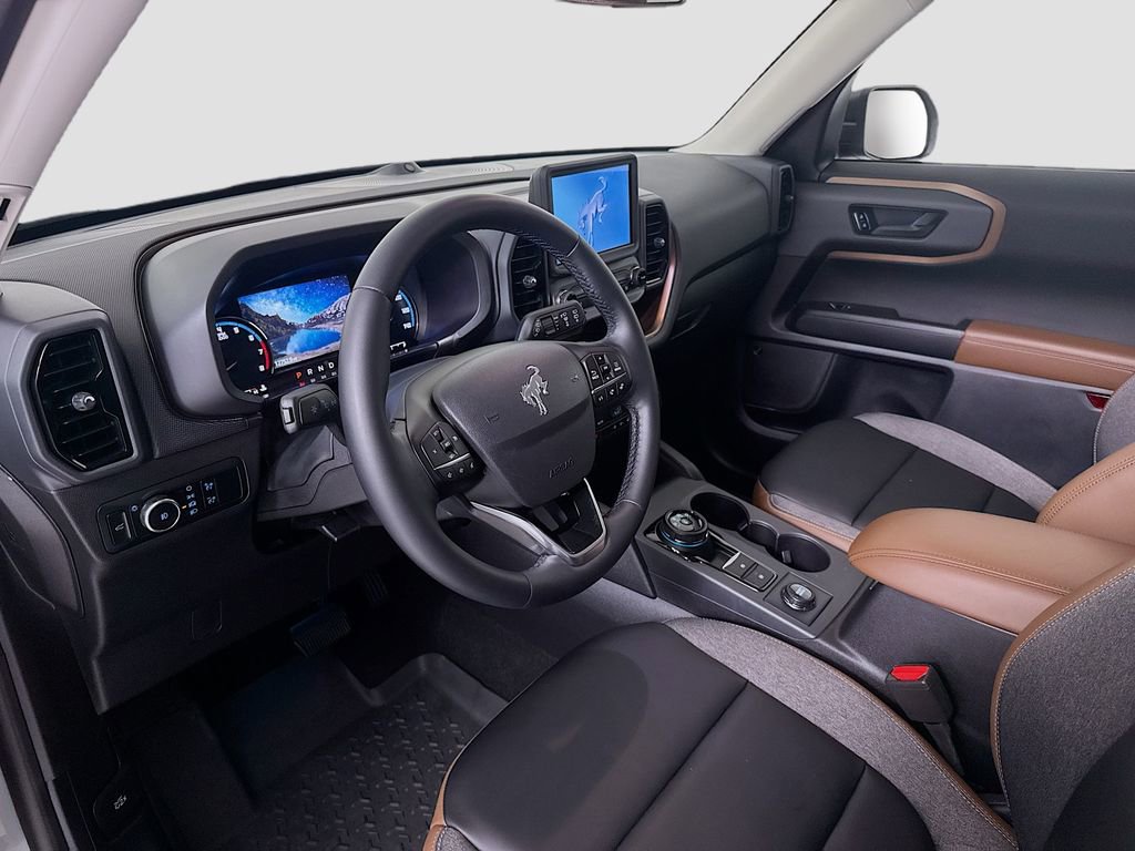 Used 2024 Ford Bronco Sport Outer Banks w/ Tech Package image 7