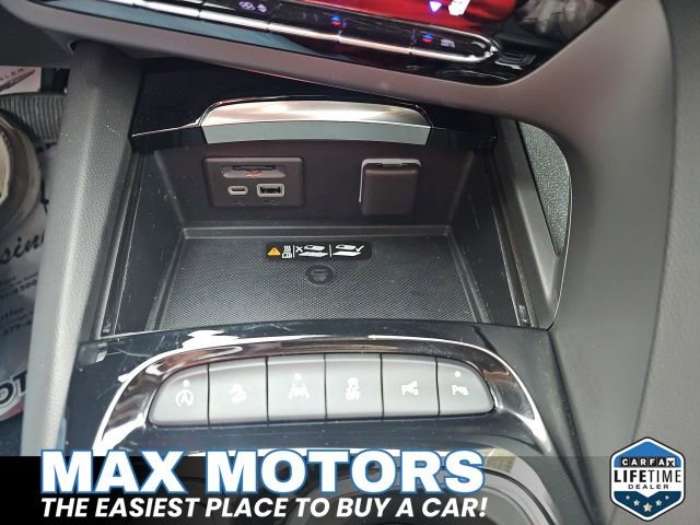 Used 2023 Buick Envision Avenir image 27