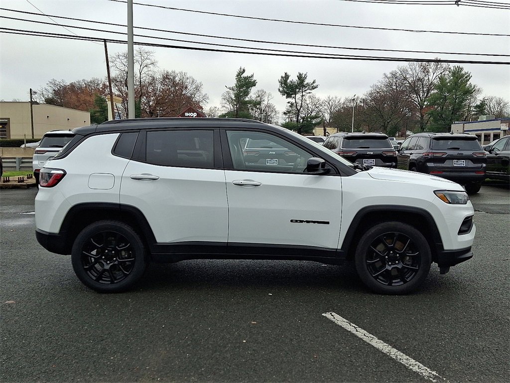 Used 2023 Jeep Compass Altitude w/ Convenience Group image 8