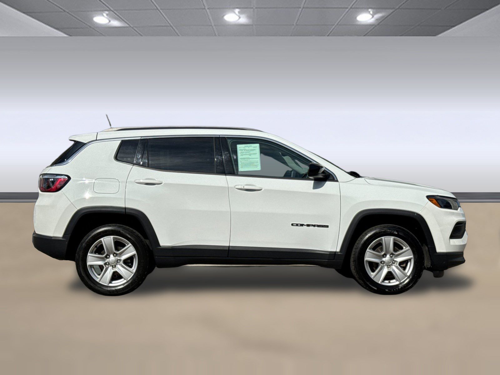Used 2022 Jeep Compass Latitude AWD/4WD image 8