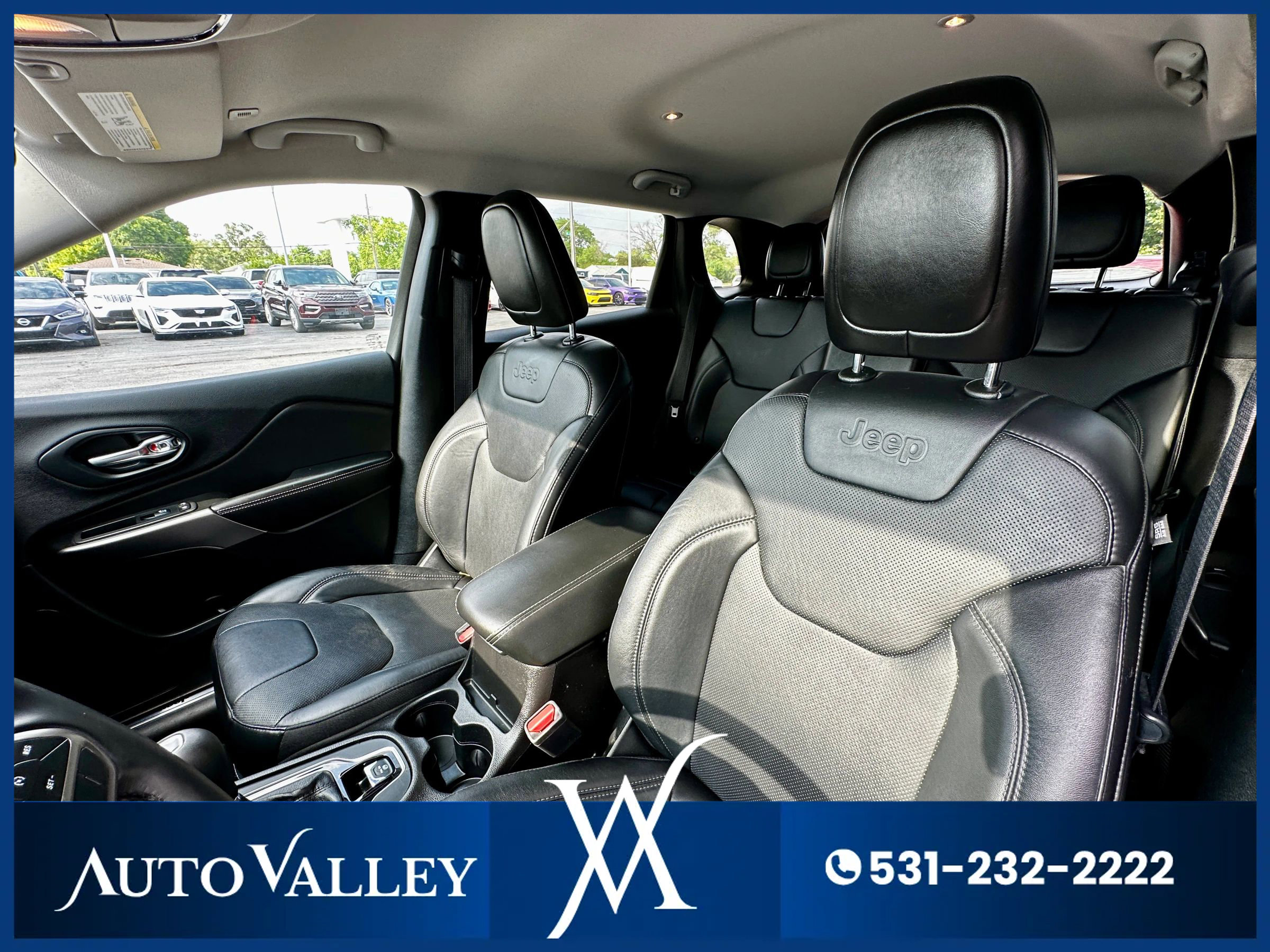 Used 2019 Jeep Cherokee Limited image 13