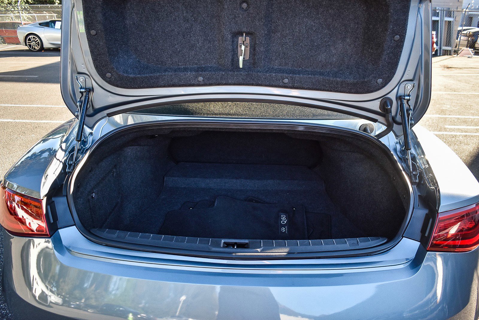 Used 2017 INFINITI Q60 w/ Premium Plus Package 2.0T image 26