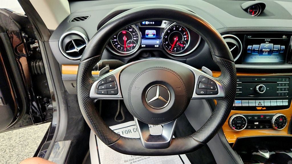 Used 2017 Mercedes-Benz SL 550 image 14